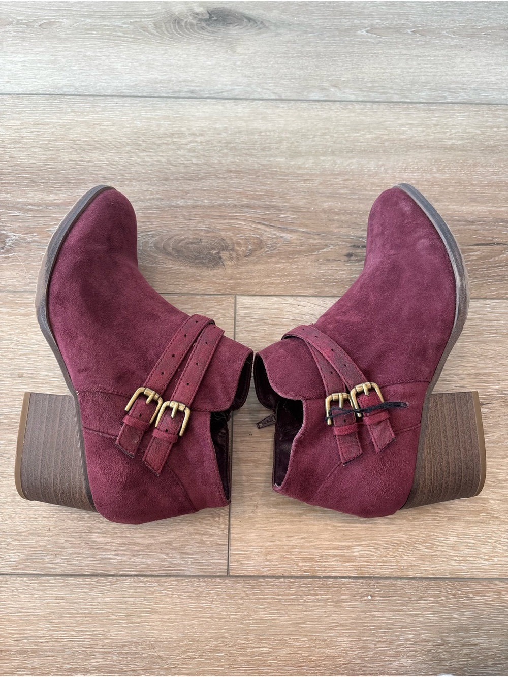 Sonoma Esme Suede Ankle Bootie in Burgundy Size 9 - Picture 8 of 11